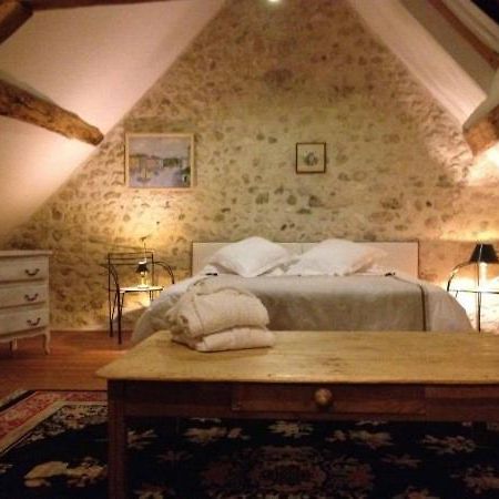 La Touche Bed & Breakfast Menetou-sur-Nahon Oda fotoğraf
